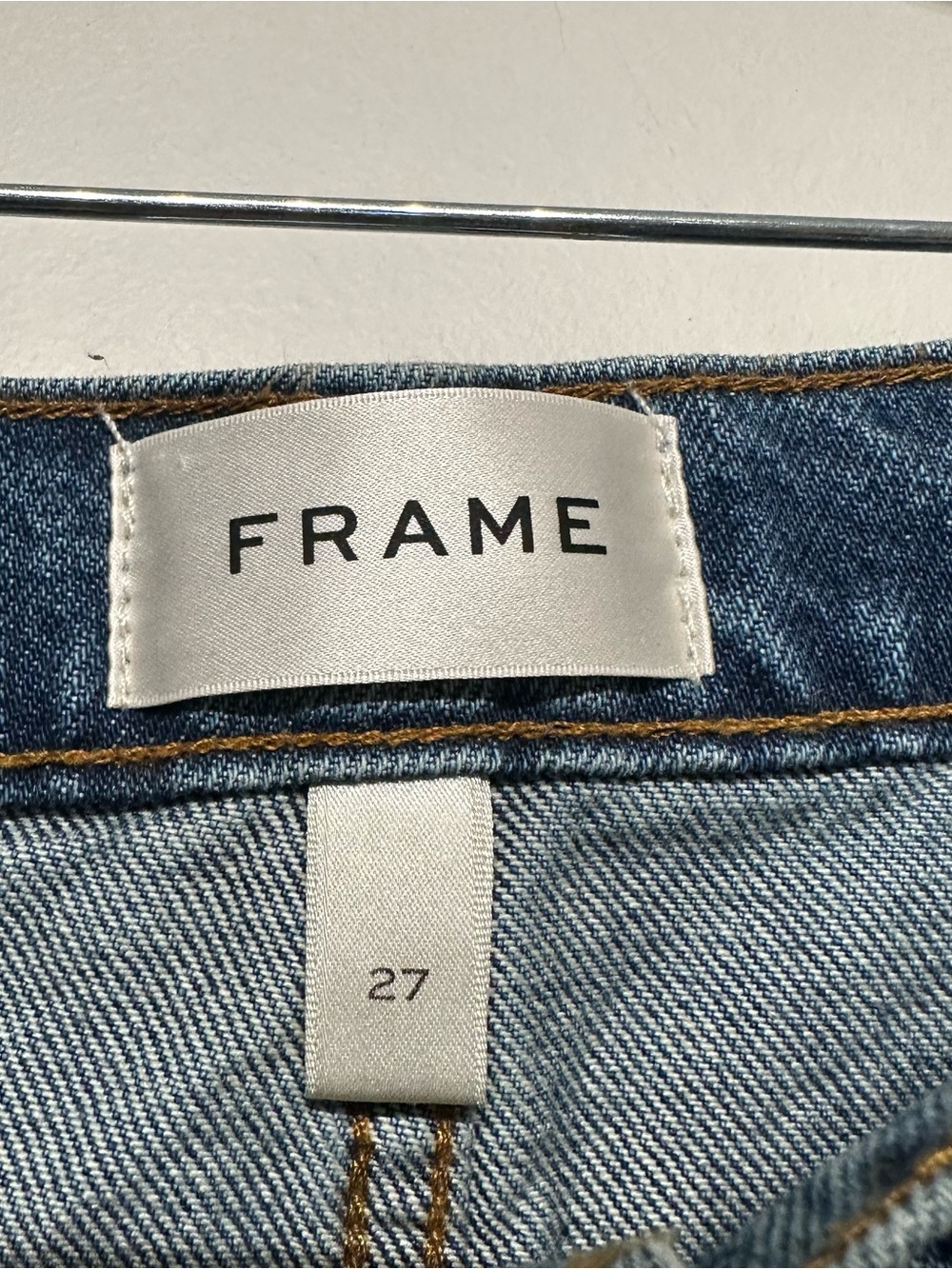 Frame Denim Le Jane Crop Jeans in Caramia 27 - Picture 6 of 9